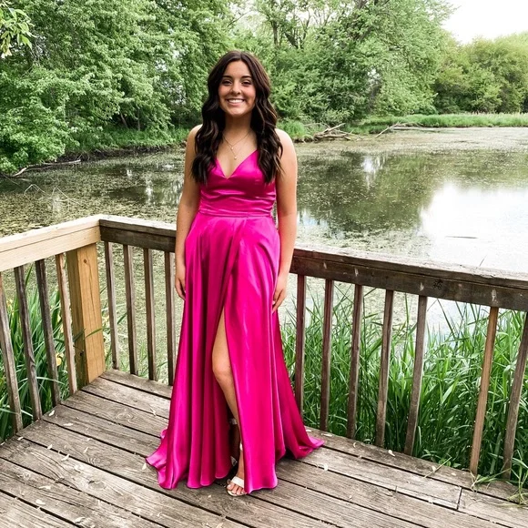 Magenta Prom Dress - Picture 1 of 5